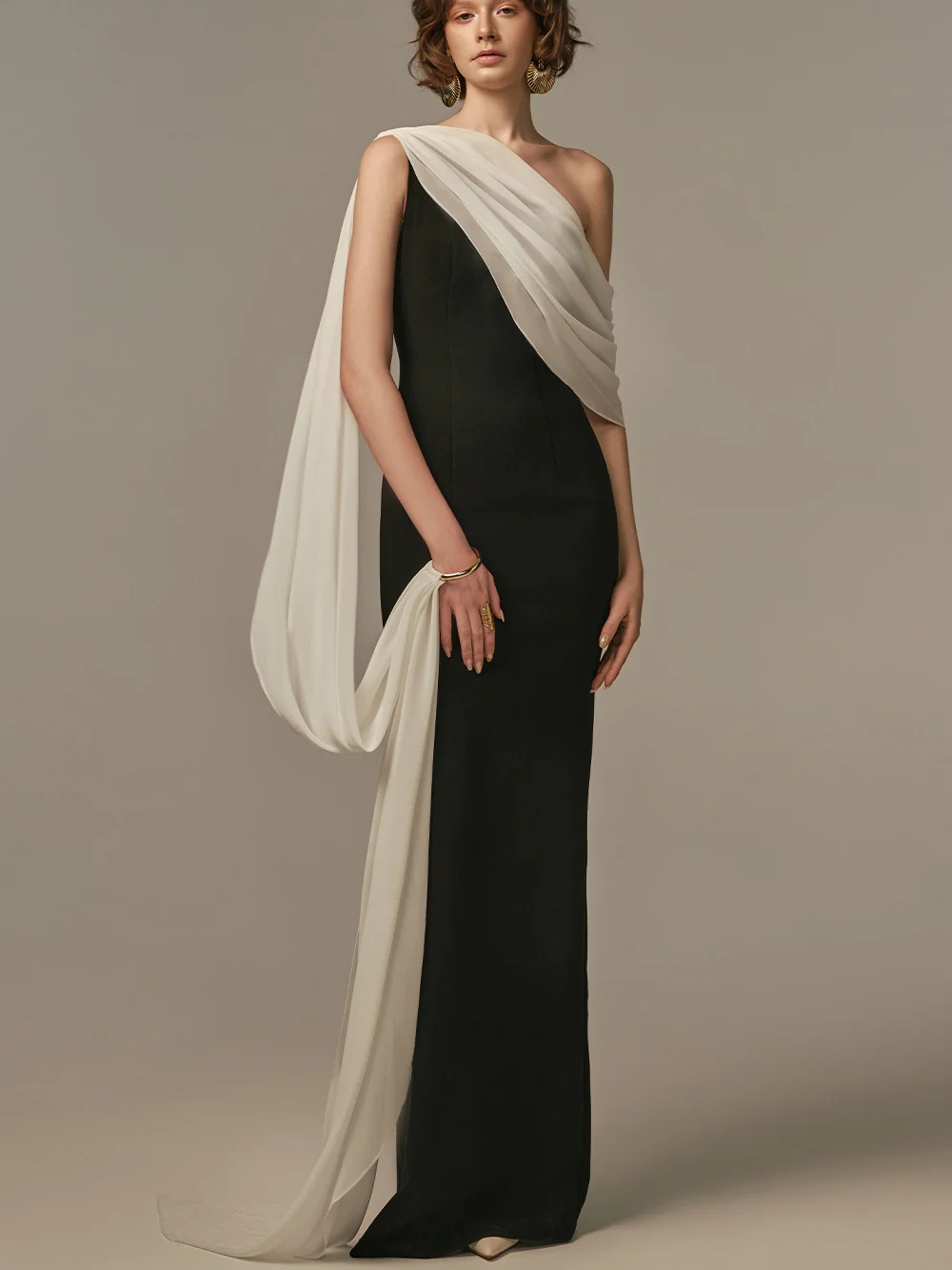 ชุดราตรีสองสีสุดหรู แบบไหล่เดี - Formal Gala Wear Women บทวิจารณ์และราคา